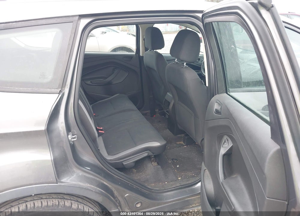 2013 FORD ESCAPE S VIN: 1FMCU0F70DUB23913