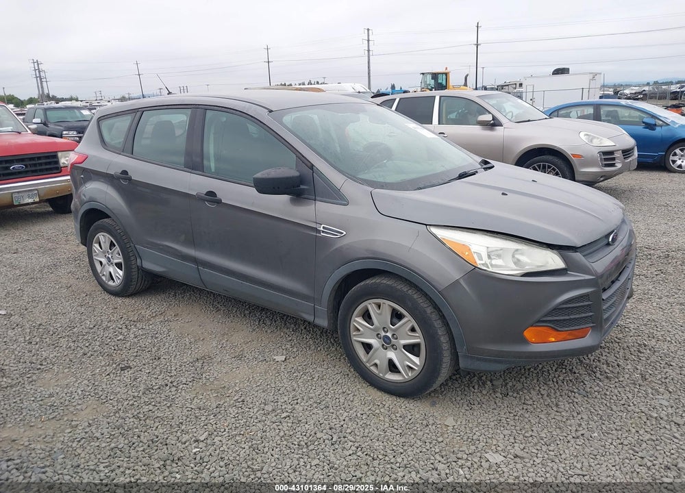 2013 FORD ESCAPE S VIN: 1FMCU0F70DUB23913