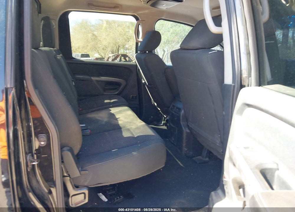 2015 NISSAN TITAN VIN: 1N6AA0ED8FN509128