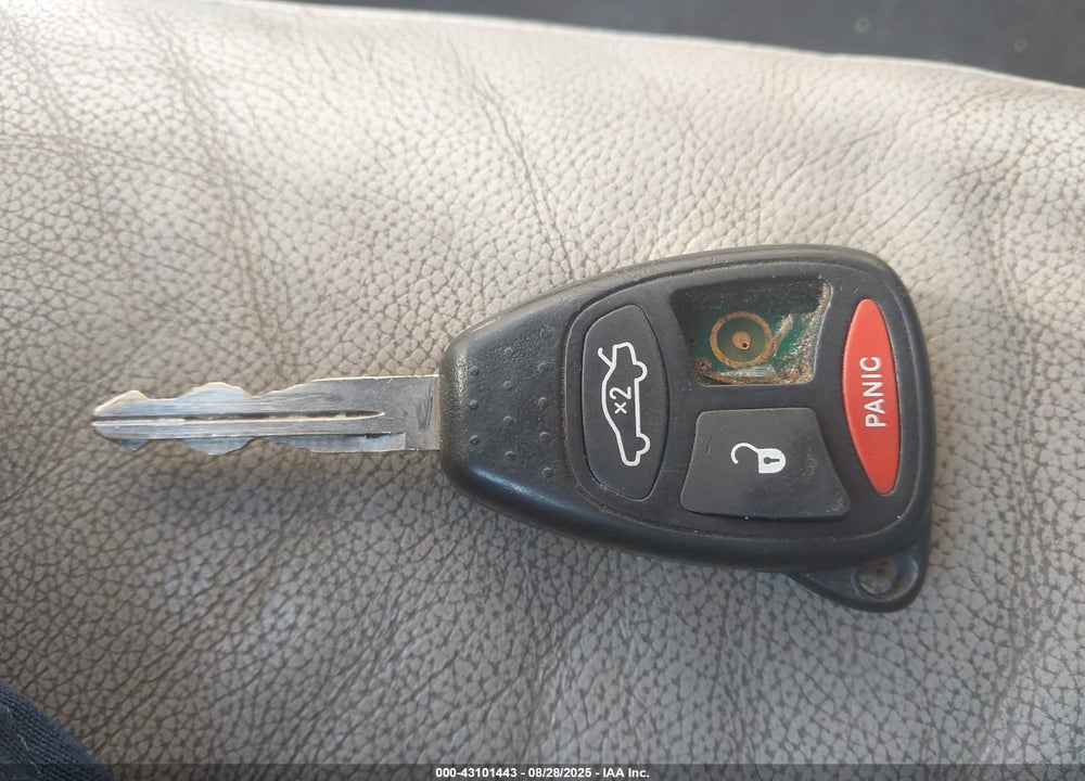 2005 CHRYSLER 300 TOURING VIN: 2C3JA53G75H630063