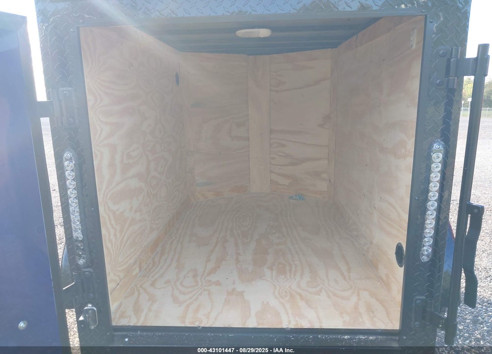 2025 J AND C TRAILERS INC ENCLOSED TRAILER VIN: 1J9BE0618SD498491