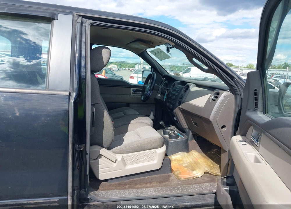 2009 FORD F-150 STX VIN: 1FTRX14W49FA21466