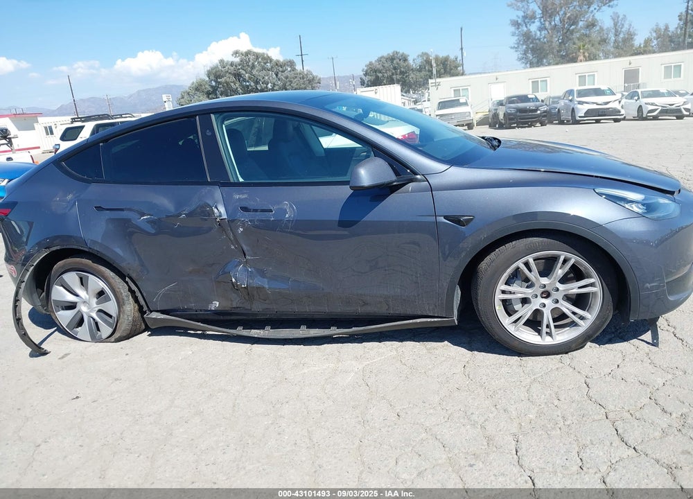 2023 TESLA MODEL Y AWD/LONG RANGE DUAL MOTOR ALL-WHEEL DRIVE VIN: 7SAYGDEE8PA122529