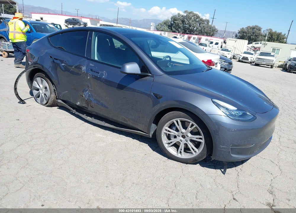 2023 TESLA MODEL Y AWD/LONG RANGE DUAL MOTOR ALL-WHEEL DRIVE VIN: 7SAYGDEE8PA122529