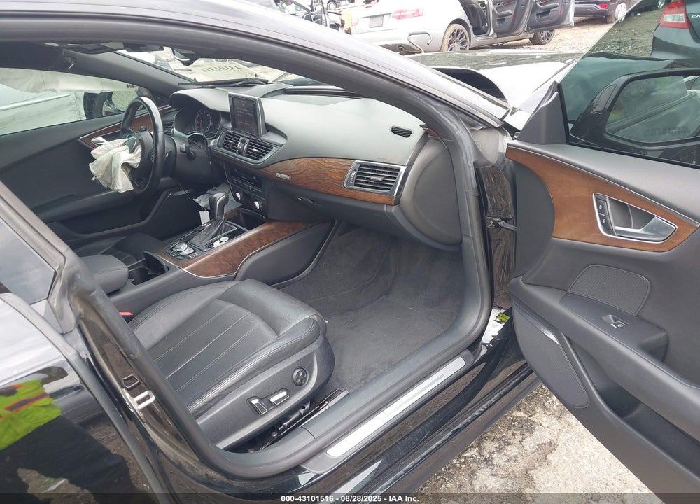 2016 AUDI A7 VIN: WAU2GAFC5GN161269
