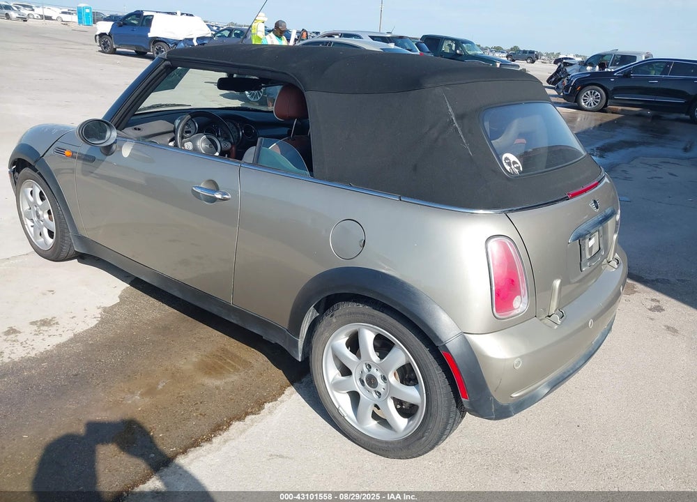 2007 MINI COOPER VIN: WMWRF33517TF66644