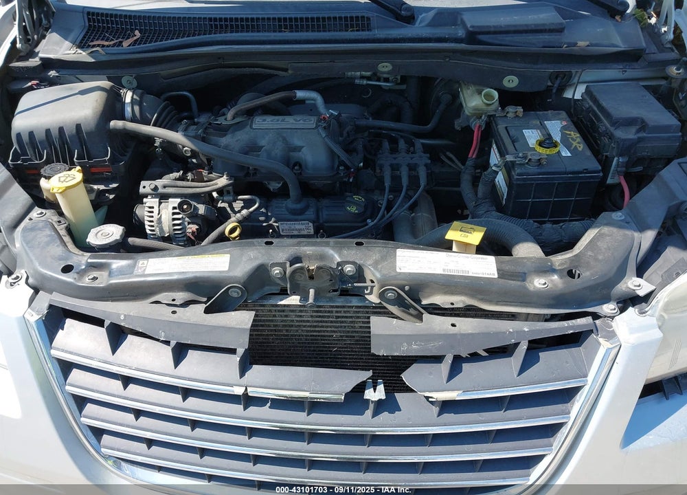 2008 CHRYSLER TOWN & COUNTRY TOURING VIN: 2A8HR54P68R769223