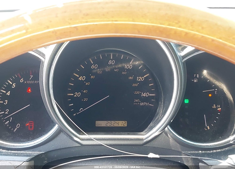 2005 LEXUS RX 330 VIN: JTJGA31U950046168