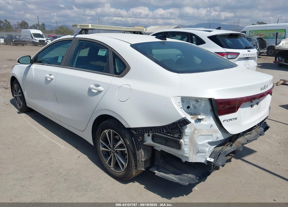 2024 KIA FORTE VIN: 3KPF24AD9RE777262