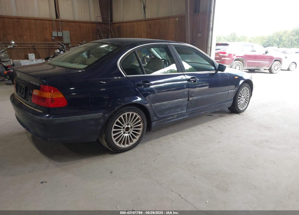 2003 BMW 330XI VIN: WBAEW534X3PG23783