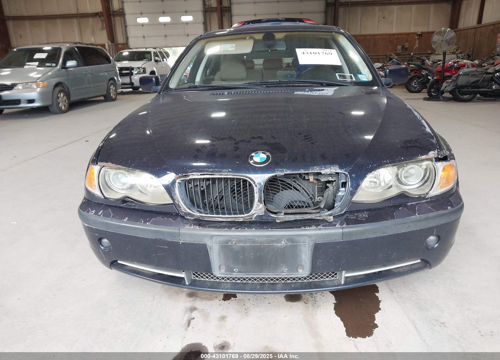 2003 BMW 330XI VIN: WBAEW534X3PG23783