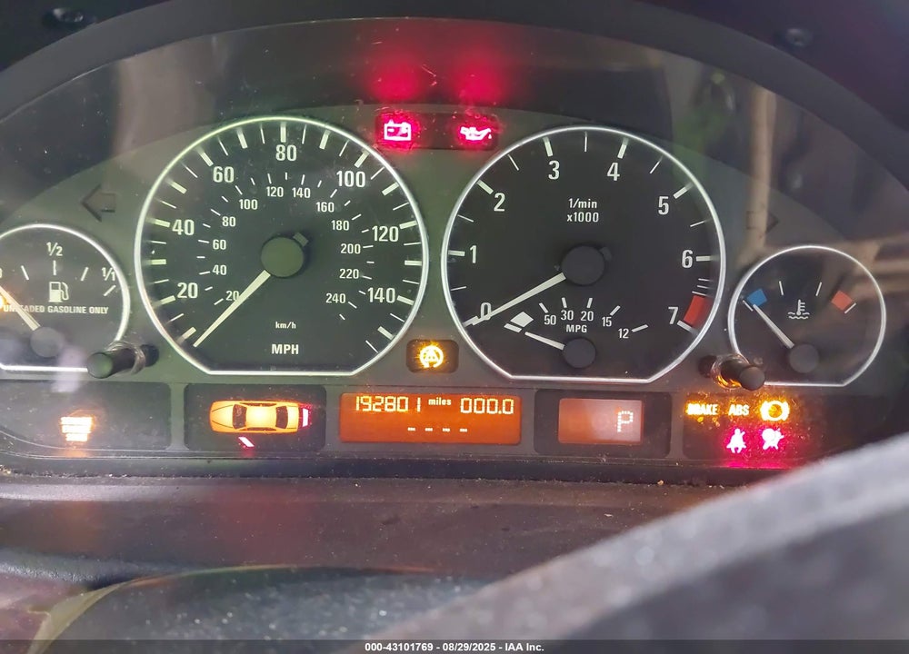 2003 BMW 330XI VIN: WBAEW534X3PG23783