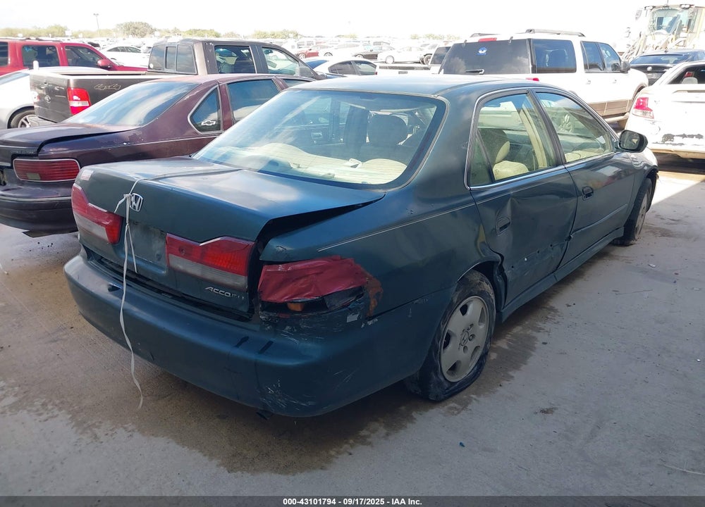 2002 HONDA ACCORD 3.0 EX VIN: 1HGCG16512A023092