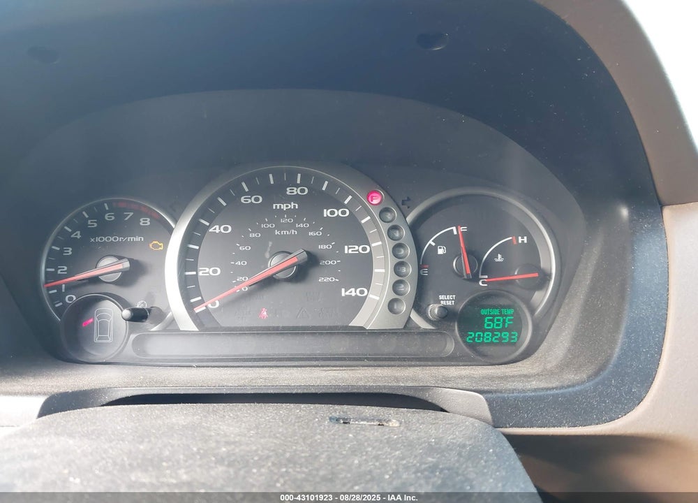 2005 HONDA PILOT EX-L VIN: 5FNYF185X5B011409