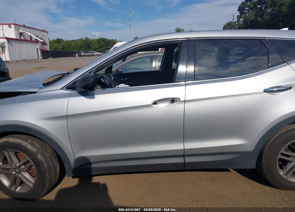 2017 HYUNDAI SANTA FE VIN: 5XYZT3LB7HG460095