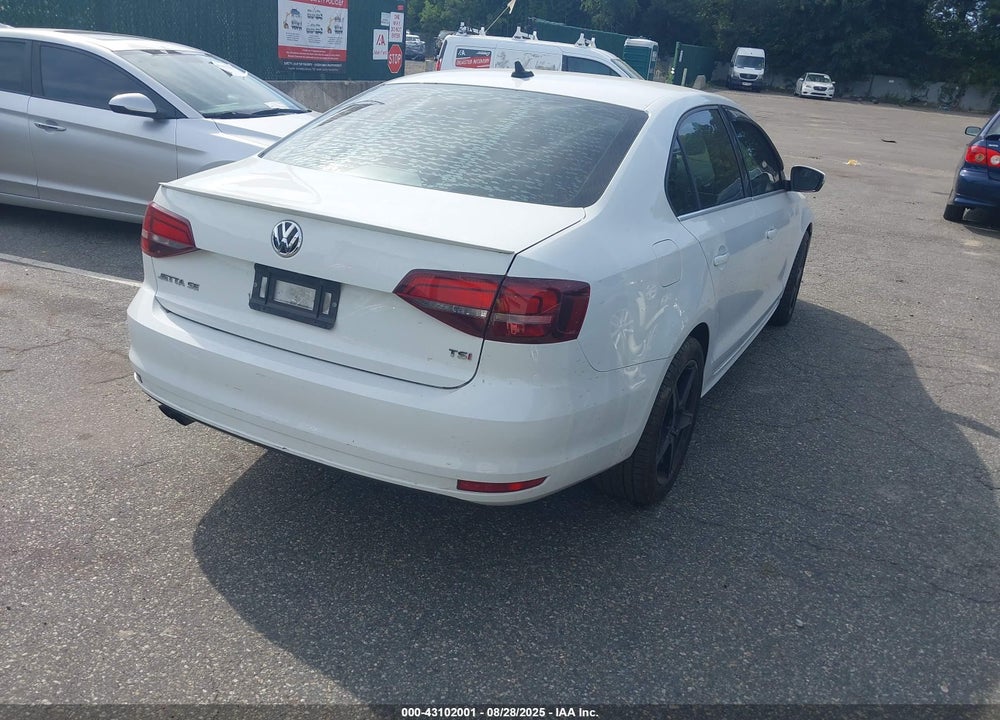 2018 VOLKSWAGEN JETTA VIN: 3VWDB7AJ8JM225211