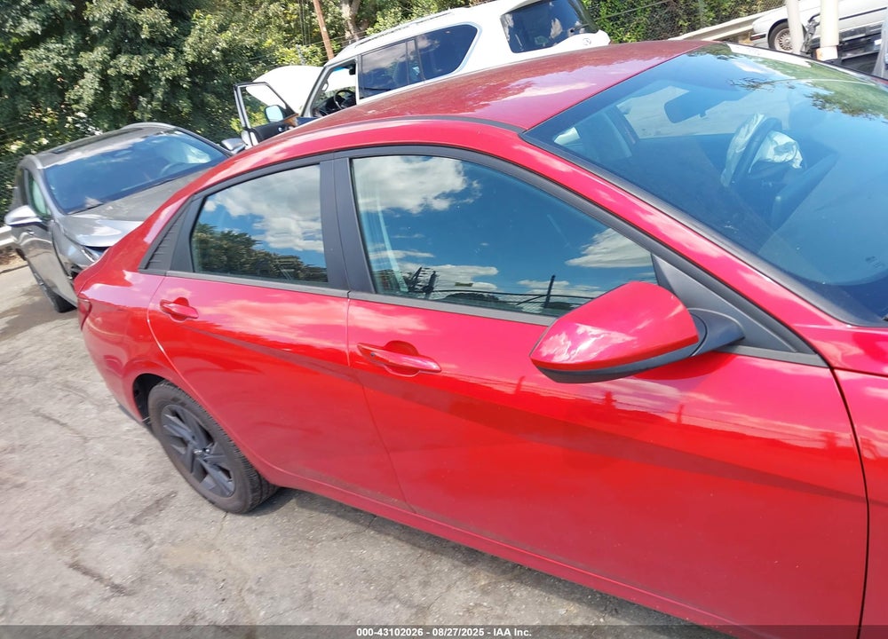 2022 HYUNDAI ELANTRA VIN: 5NPLS4AG1NH073110