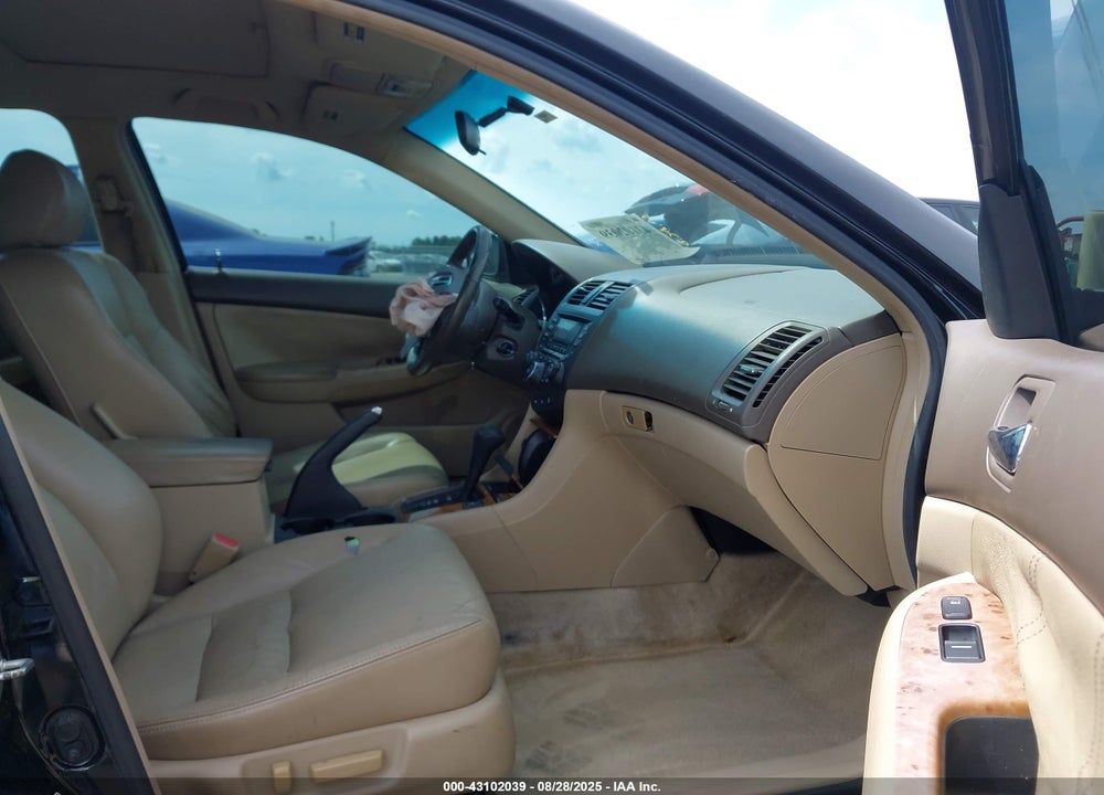2004 HONDA ACCORD 3.0 EX VIN: 1HGCM66574A013286