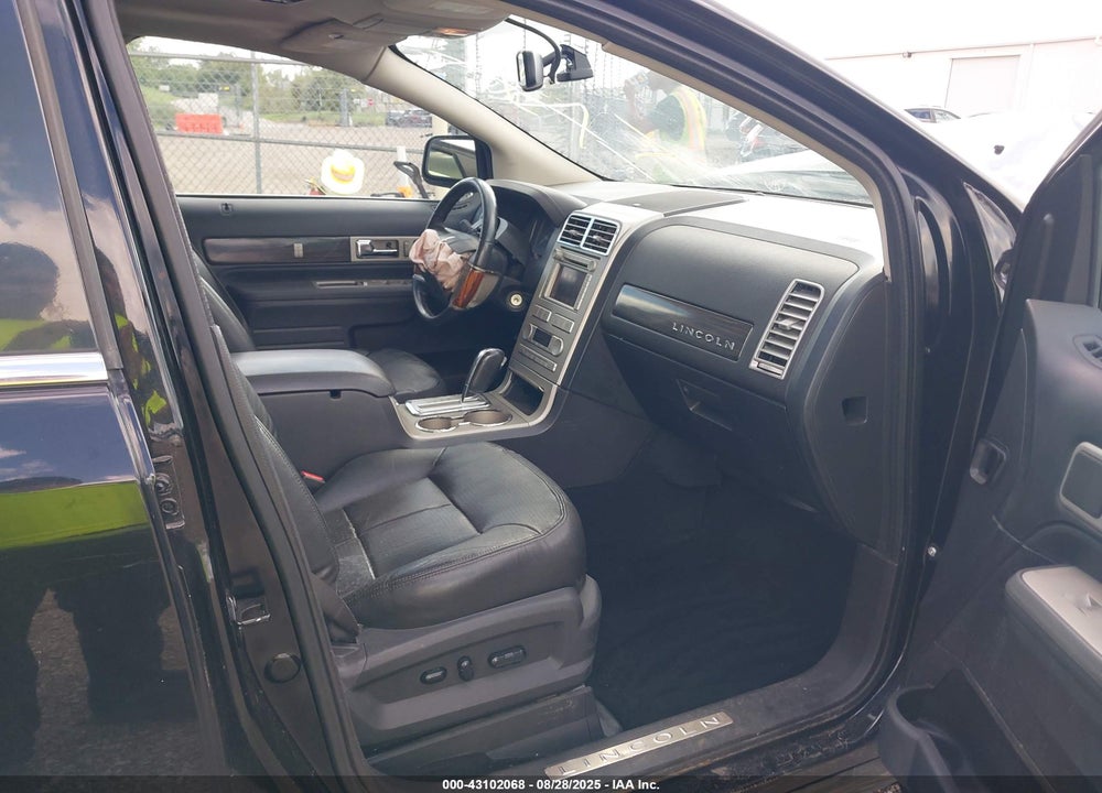2007 LINCOLN MKX VIN: 2LMDU88C17BJ15461