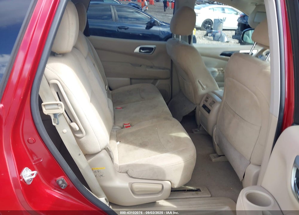 2015 NISSAN PATHFINDER VIN: 5N1AR2MN9FC721724