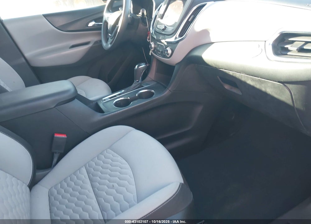 2020 CHEVROLET EQUINOX VIN: 2GNAXHEV0L6235147
