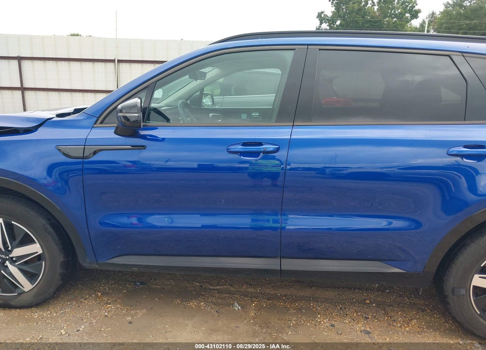 2023 KIA SORENTO VIN: 5XYRL4LC7PG241022