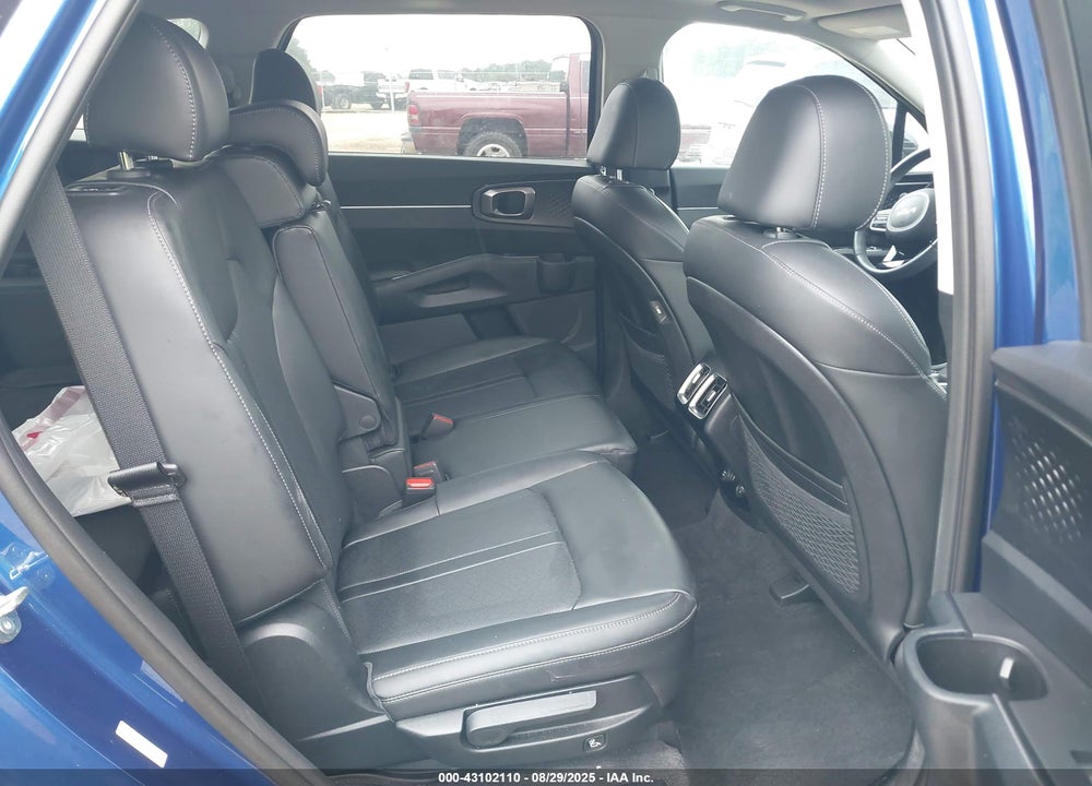 2023 KIA SORENTO VIN: 5XYRL4LC7PG241022