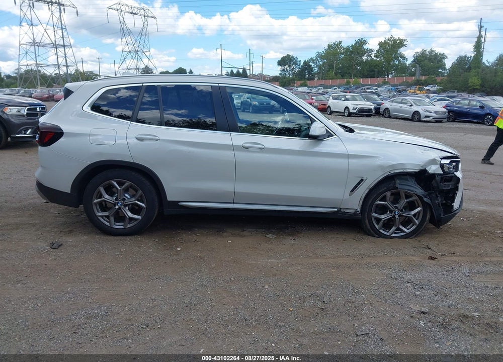 2022 BMW X3 VIN: 5UX53DP0XN9J21047