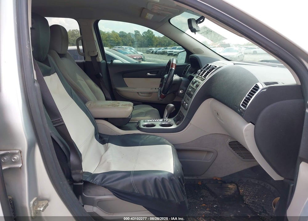 2011 GMC ACADIA SL VIN: 1GKKRNED2BJ264801