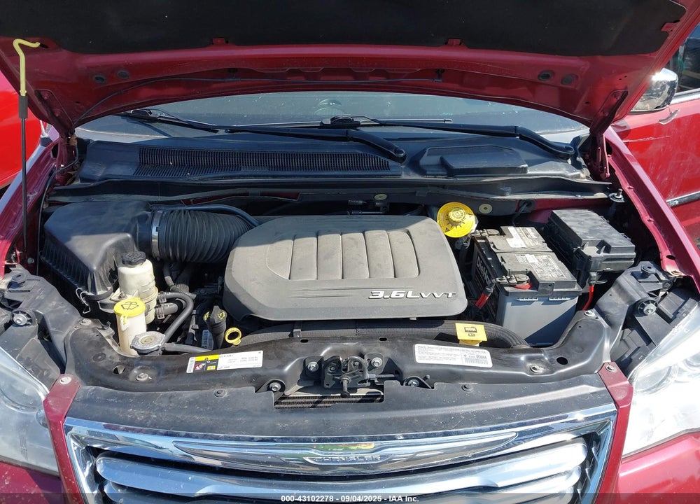 2014 CHRYSLER TOWN & COUNTRY LIMITED VIN: 2C4RC1GGXER147916