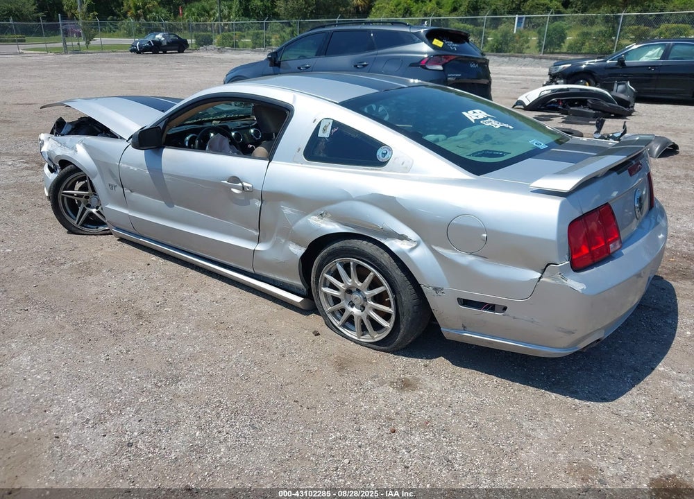 2005 FORD MUSTANG GT DELUXE/GT PREMIUM VIN: 1ZVFT82H555185267