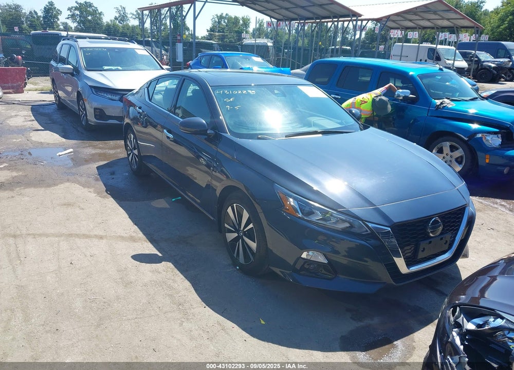 2022 NISSAN ALTIMA SL FWD VIN: 1N4BL4EV7NN396374