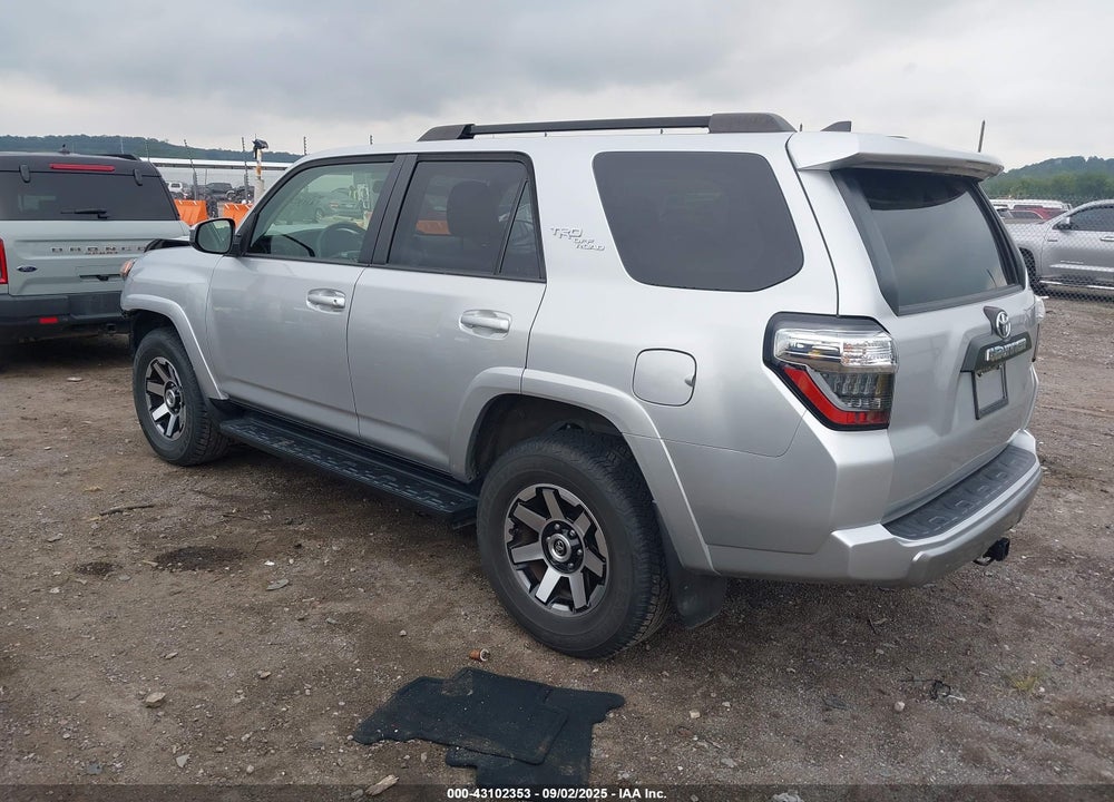 2021 TOYOTA 4RUNNER TRD OFF ROAD VIN: JTEPU5JR9M5933588