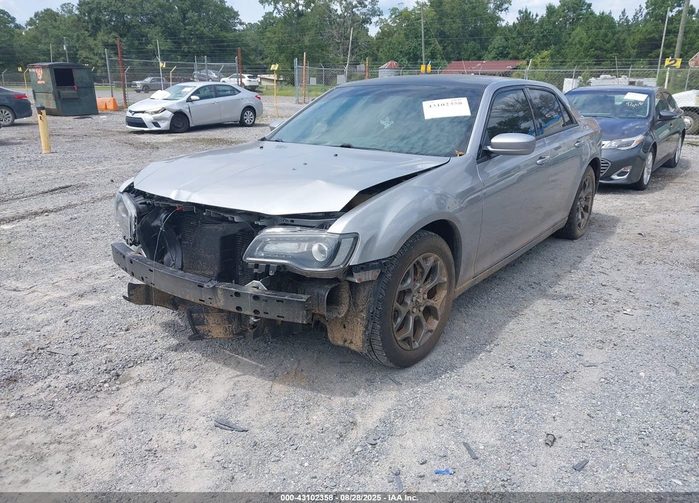 2016 CHRYSLER 300 VIN: 2C3CCAGG8GH244356