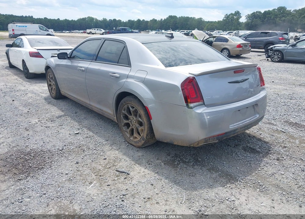 2016 CHRYSLER 300 VIN: 2C3CCAGG8GH244356