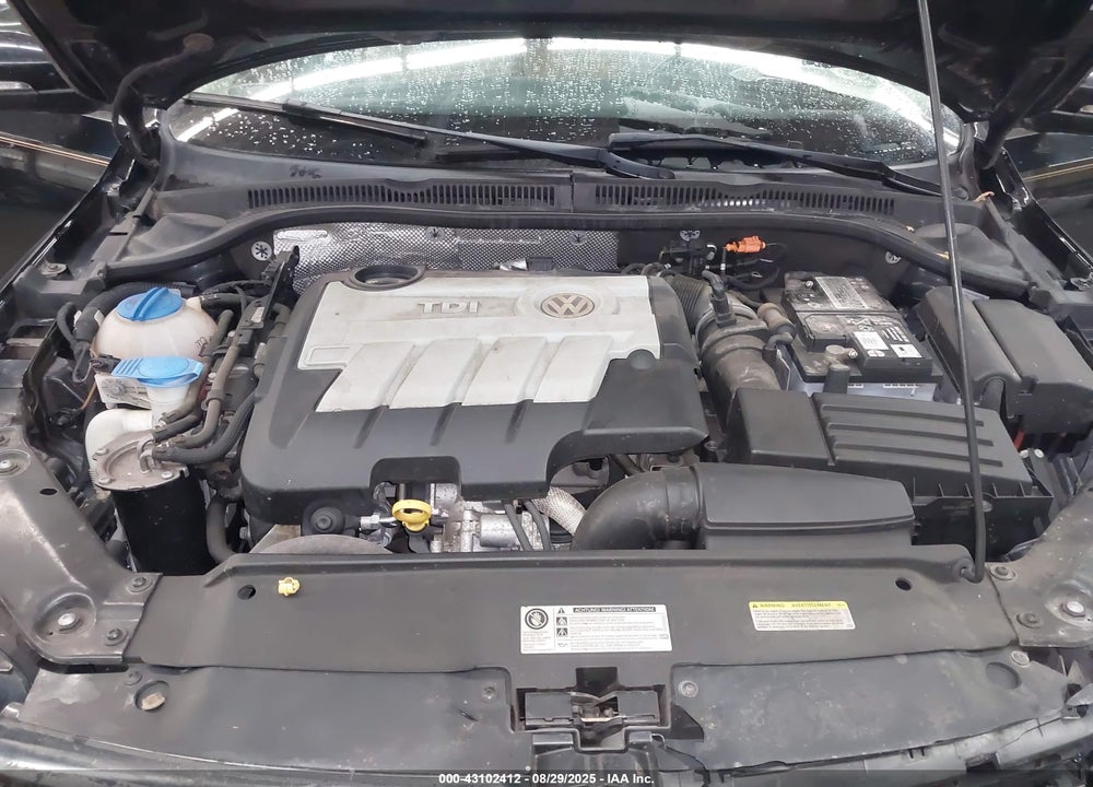 2014 VOLKSWAGEN JETTA 2.0L TDI VIN: 3VWLL7AJ6EM404832