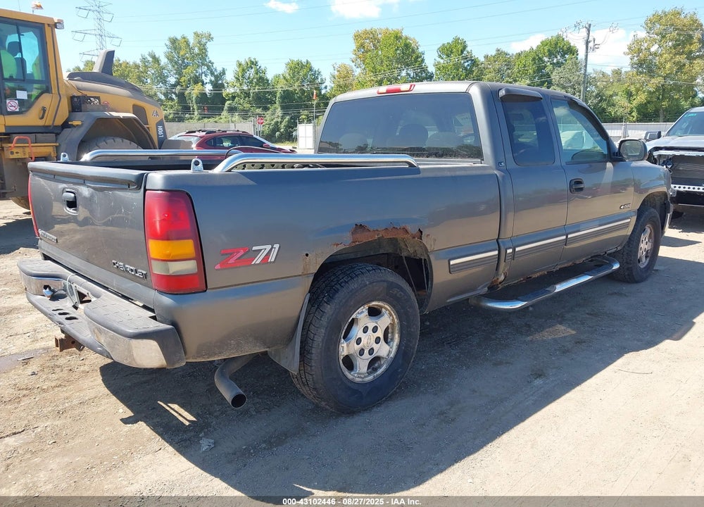 1999 CHEVROLET SILVERADO 1500 LS VIN: 1GCEK19T5XE158575