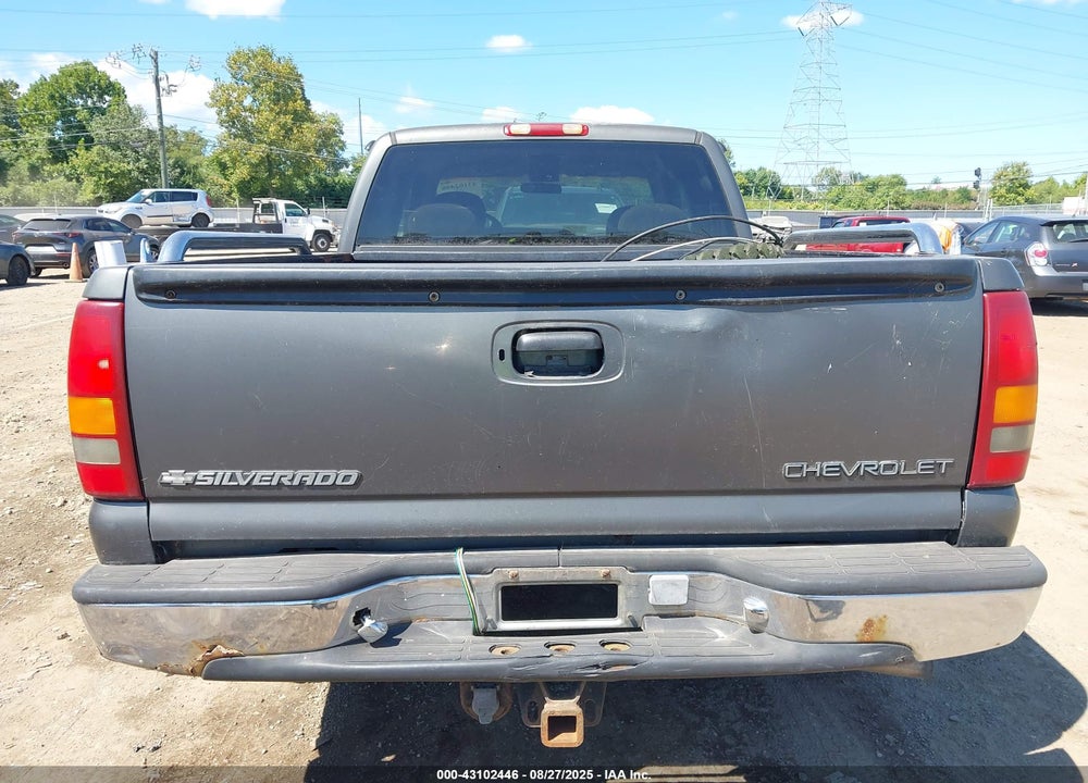 1999 CHEVROLET SILVERADO 1500 LS VIN: 1GCEK19T5XE158575