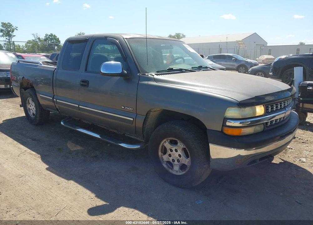 1999 CHEVROLET SILVERADO 1500 LS VIN: 1GCEK19T5XE158575