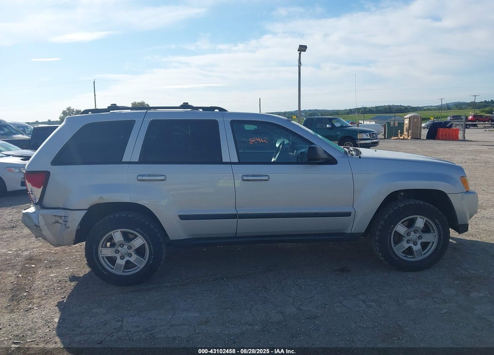 2007 JEEP GRAND CHEROKEE LAREDO VIN: 1J8GR48K97C656233