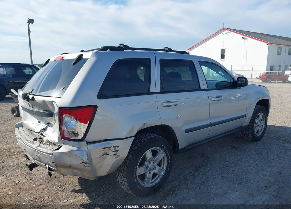 2007 JEEP GRAND CHEROKEE LAREDO VIN: 1J8GR48K97C656233
