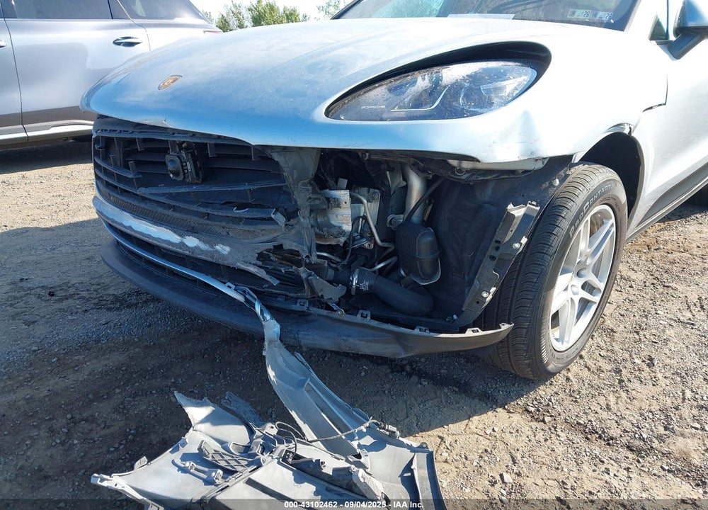 2019 PORSCHE MACAN VIN: WP1AA2A52KLB03654