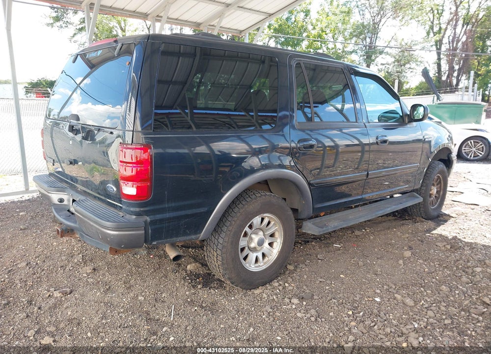 2001 FORD EXPEDITION XLT VIN: 1FMRU16W71LA90885