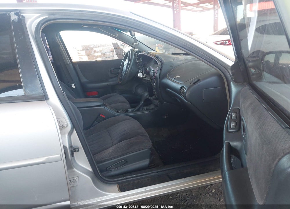 2002 PONTIAC GRAND PRIX SE VIN: 1G2WK52JX2F102479