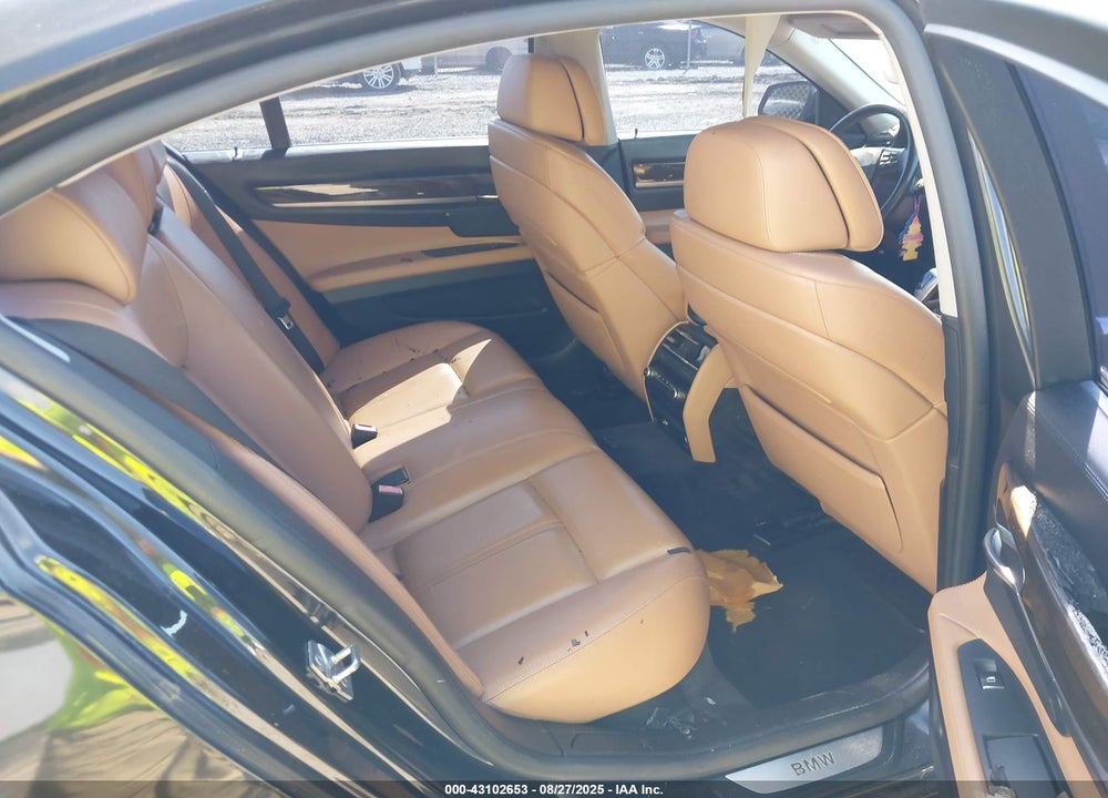 2011 BMW 7 SERIES VIN: WBAKA4C57BC612747
