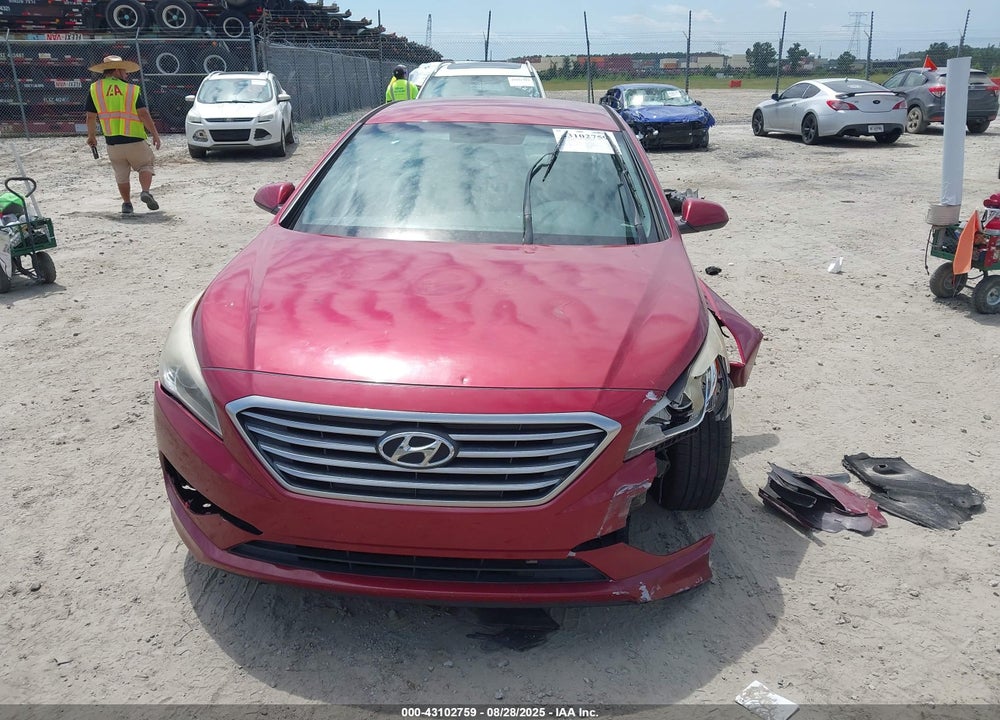 2015 HYUNDAI SONATA SE VIN: 5NPE24AF1FH226652