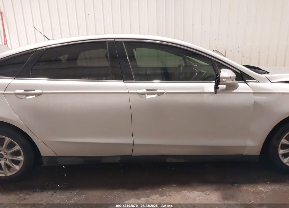 2016 FORD FUSION VIN: 1FA6P0G76G5127864