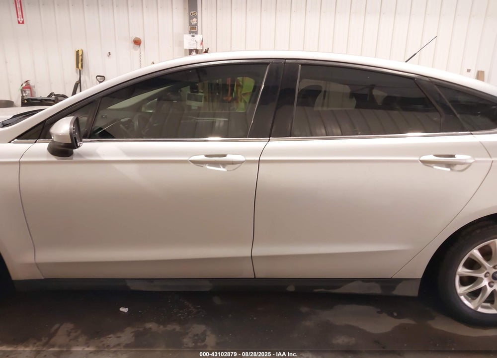 2016 FORD FUSION VIN: 1FA6P0G76G5127864