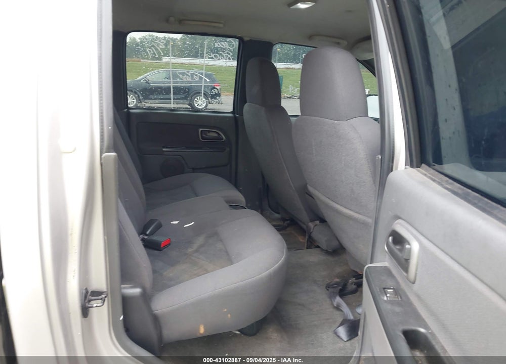 2005 CHEVROLET COLORADO LS VIN: 1GCCS136858278604