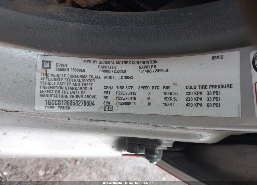 2005 CHEVROLET COLORADO LS VIN: 1GCCS136858278604